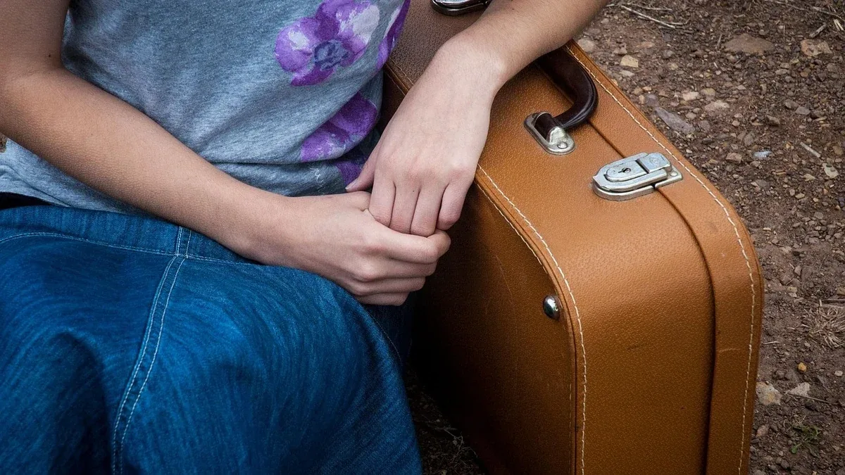 Come dividere i vestiti tra due valigie quando si viaggia in coppia