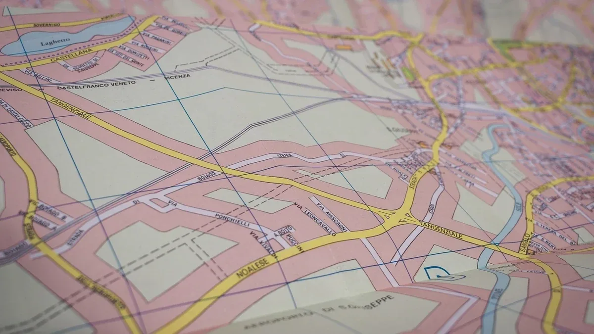 Mappe offline in viaggio: come scaricare le aree giuste prima di partire